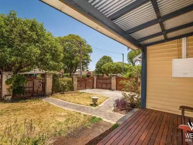 House for rent in Carlisle, Western Australia