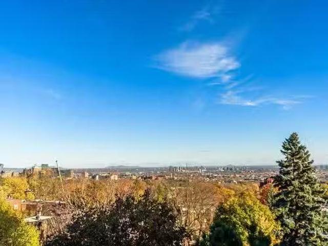 Apartment for rent in Westmount, Quebec