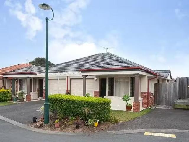 House for rent in The Summit, Queensland