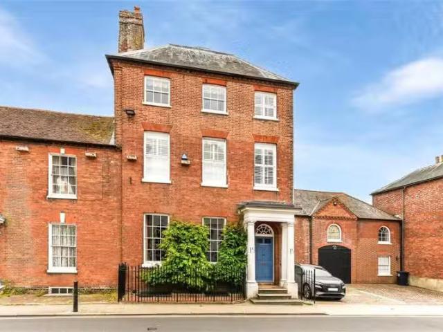 House for rent in Littlecote, West Sussex