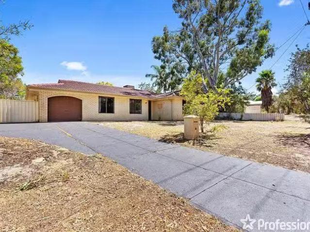 House for rent in Forrestfield, Western Australia