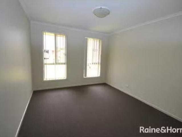 House for rent in West Nowra, New South Wales