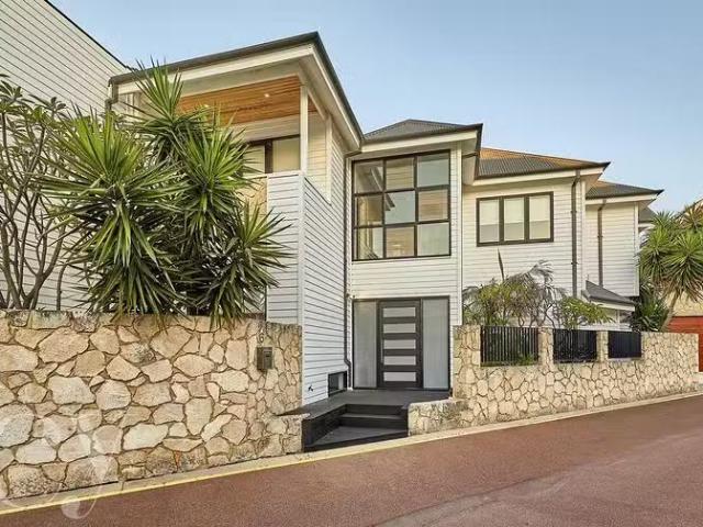 House for rent in North Coogee, Western Australia