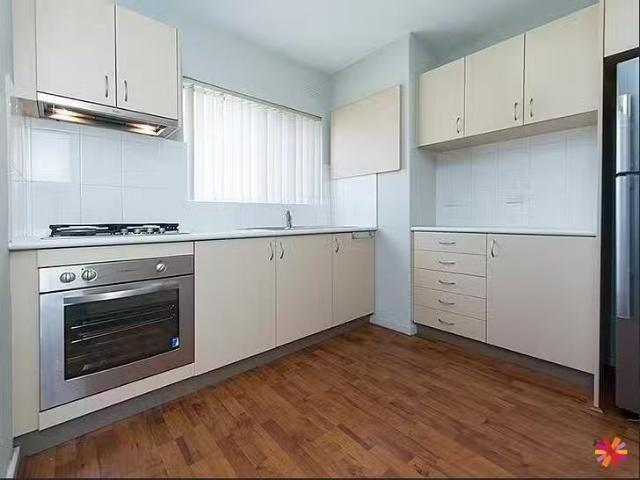 Apartment for rent in Carlisle, Western Australia