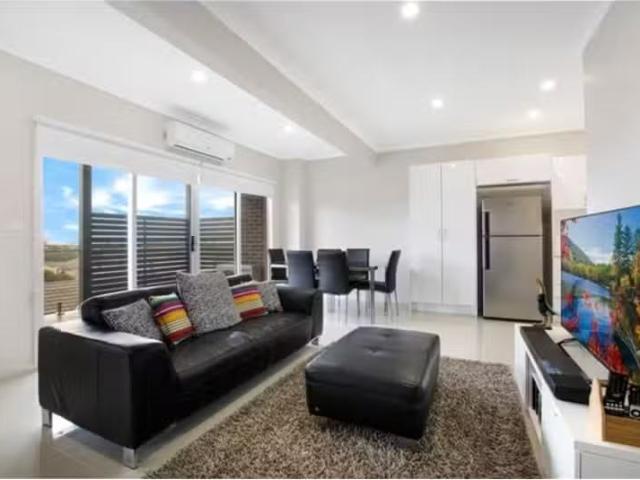 Condo for rent in Wollongong West, New South Wales