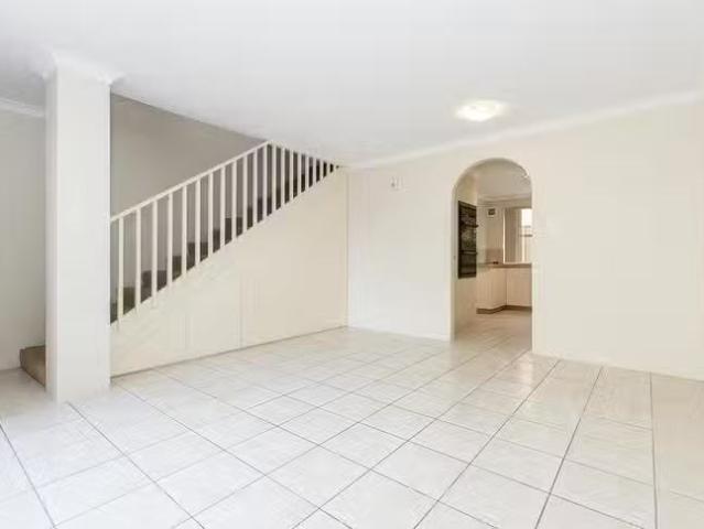 House for rent in Kingsley, Western Australia