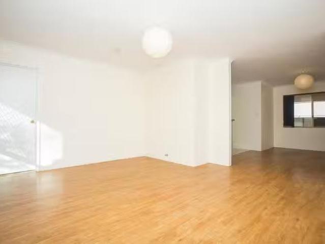 Apartment for rent in Cockburn, Western Australia