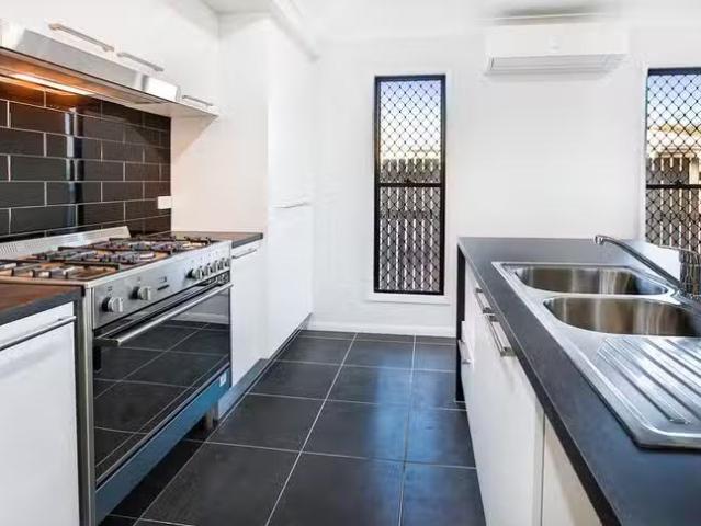 House for rent in Cosgrove, Queensland