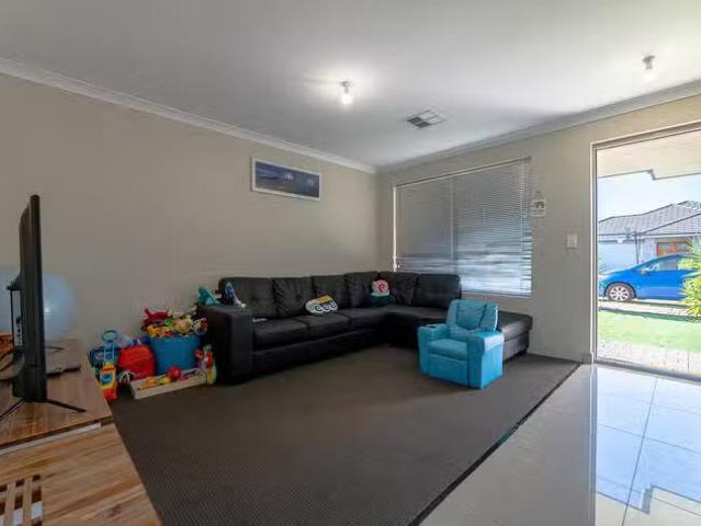 House for rent in Caversham, Western Australia