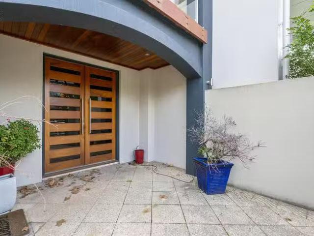 House for rent in Applecross, Western Australia