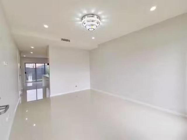 Condo for rent in Sydney, New South Wales