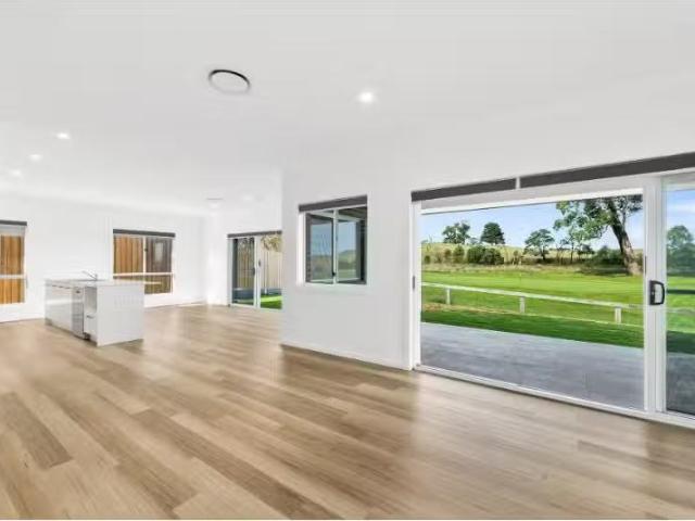 House for rent in Manchester Square, New South Wales
