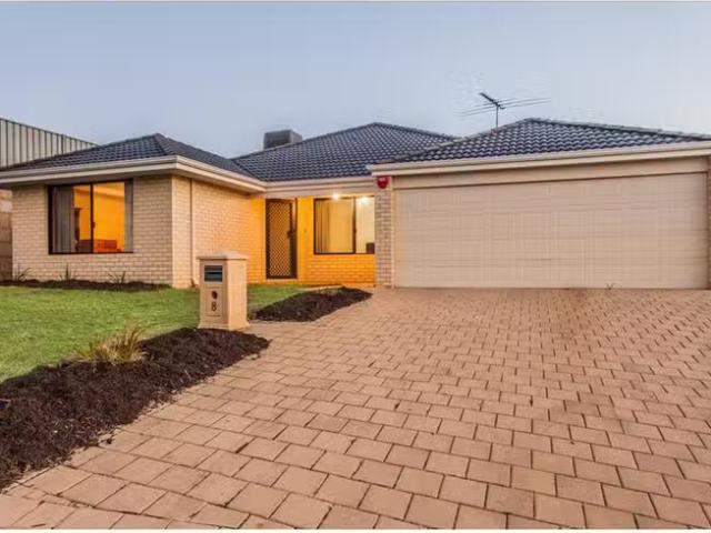 House for rent in Leda, Western Australia