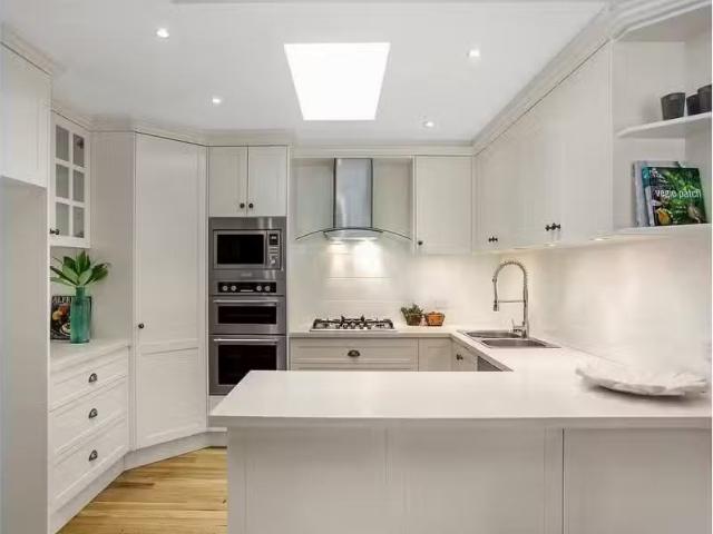 House for rent in Wollongong West, New South Wales