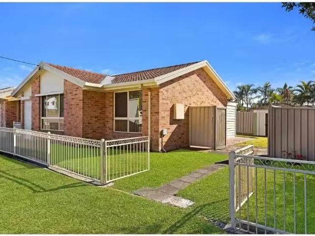 Condo for rent in Long Jetty, New South Wales