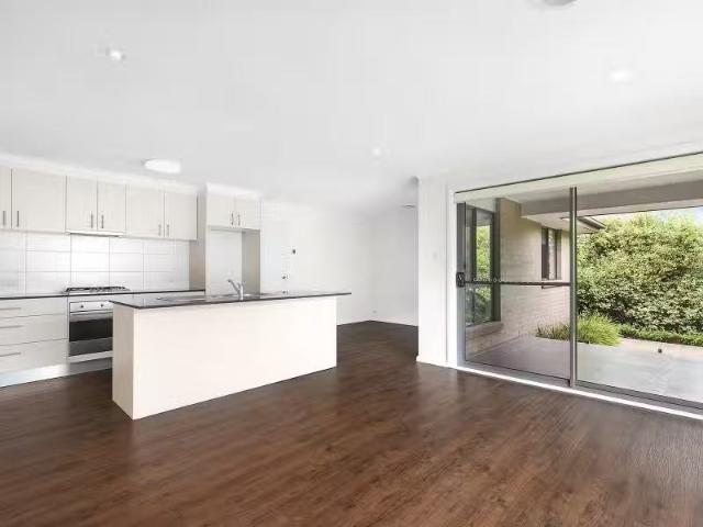 House for rent in Casey, Australian Capital Territory