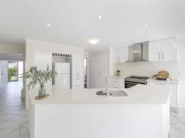 House for rent in Pinny Beach, New South Wales