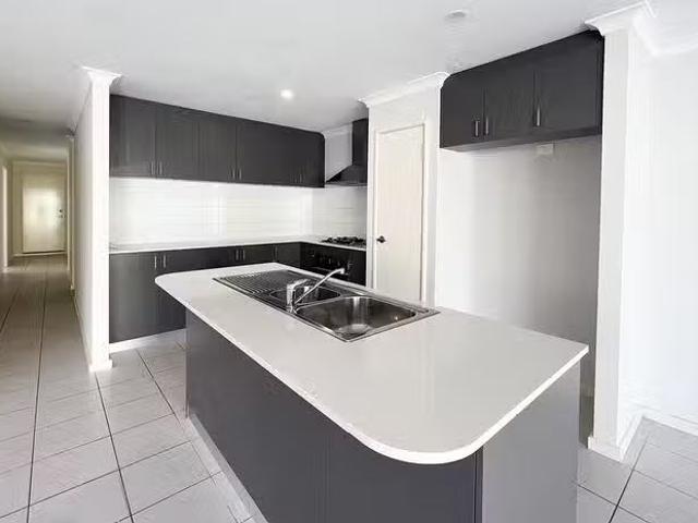 House for rent in Wellard, Western Australia