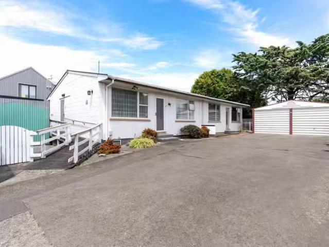 House for rent in Heathcote, Canterbury