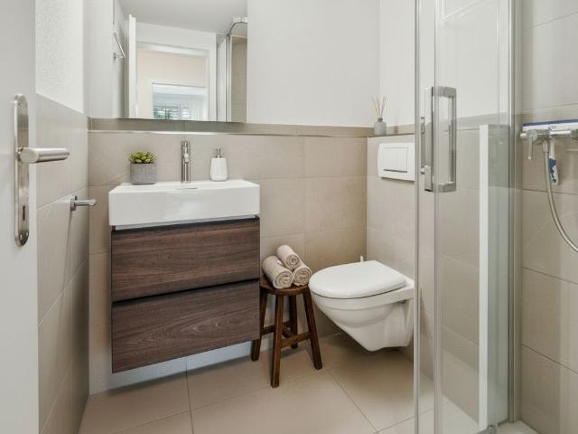 Apartment mieten in Einigen, Zürich