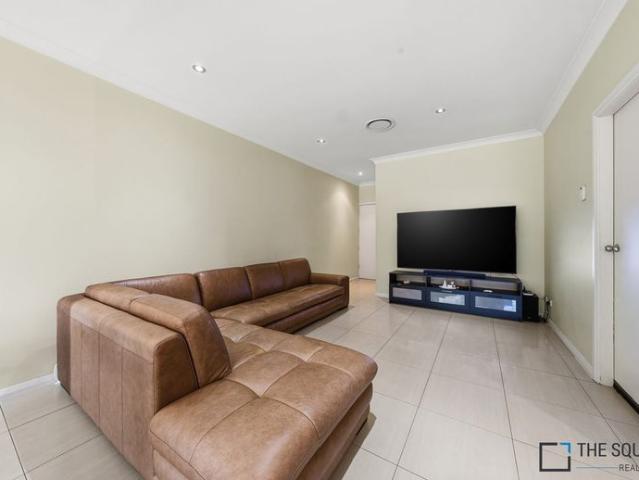 Townhouse for rent in Sydney, New South Wales