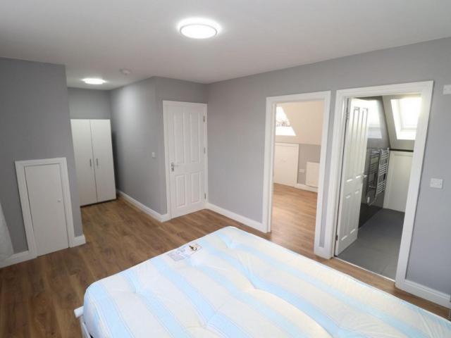 Room for rent in London Borough of Ealing, Greater London