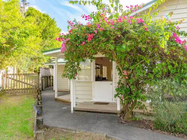 House for rent in Henderson, Auckland