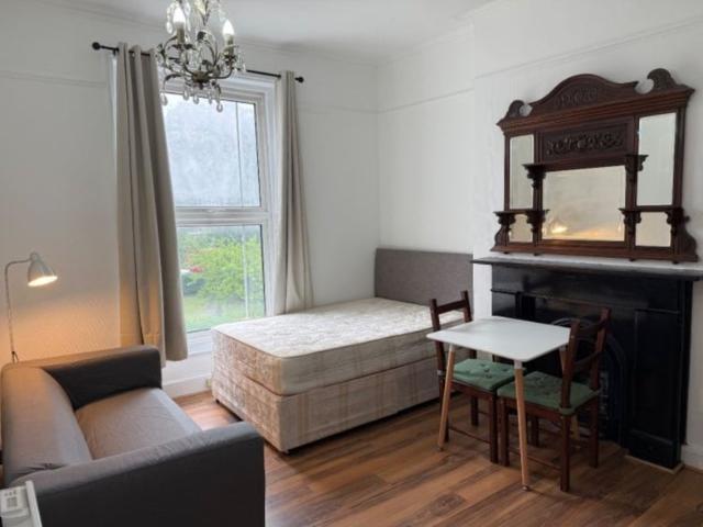 Studio for rent in Tufnell Park, Greater London