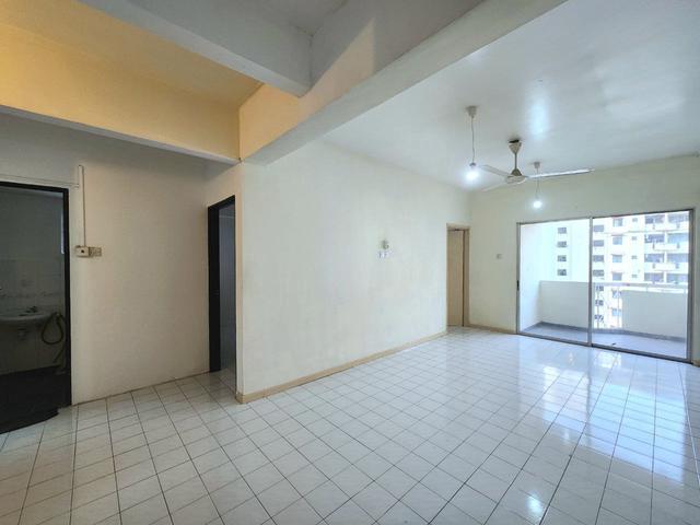 Apartment for sale in Country Heights Damansara, Kuala Lumpur