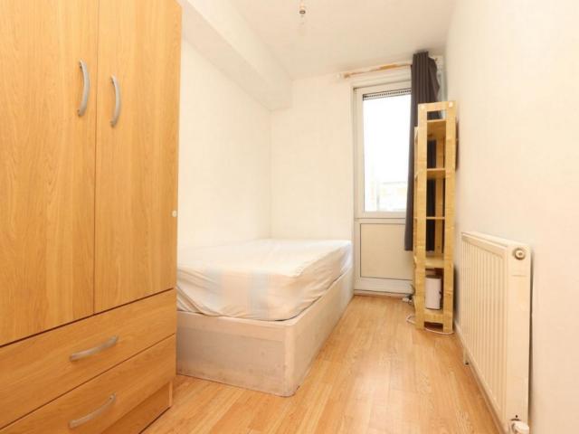 Room for rent in Old Ford, Bow