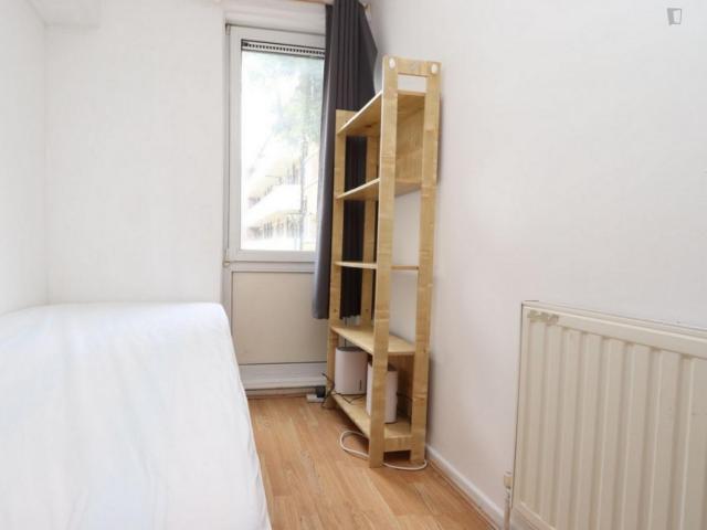 Room for rent in Old Ford, Bow
