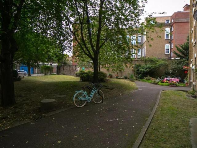Room for rent in Kentish Town, Greater London