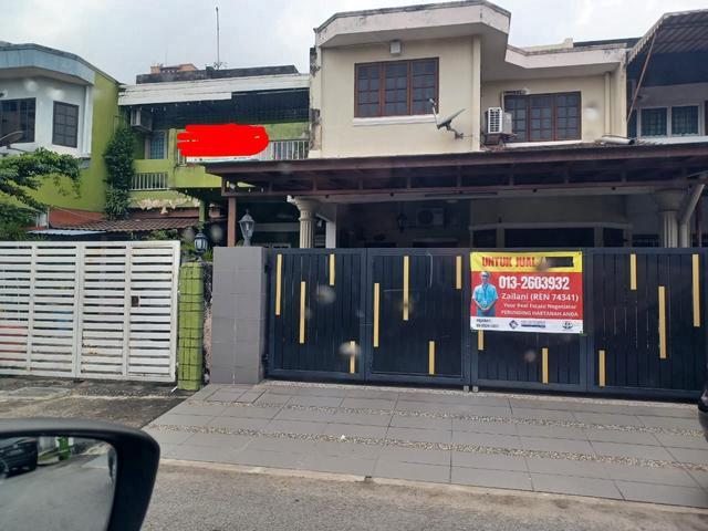 Terraced House for sale in Country Heights Damansara, Kuala Lumpur