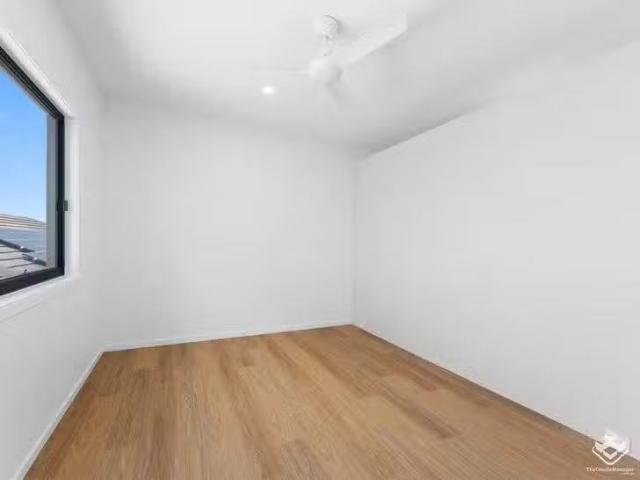 House for rent in Eli Waters, Queensland
