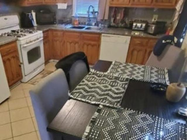 Room for rent in Red Oak, Georgia
