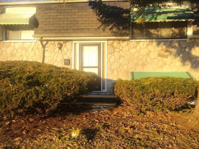 House for rent in Country Club Hills