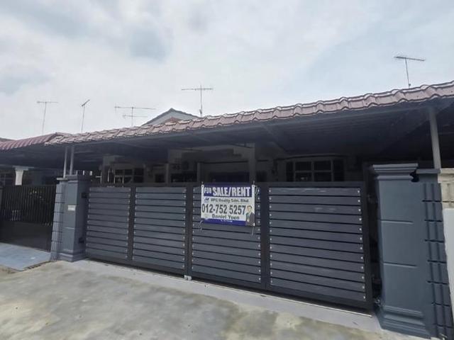Terraced House for sale in Kluang
