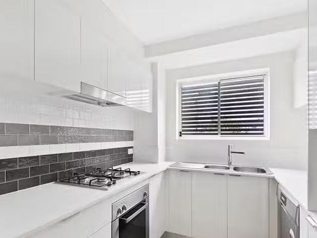 Apartment for rent in Toombul, Queensland