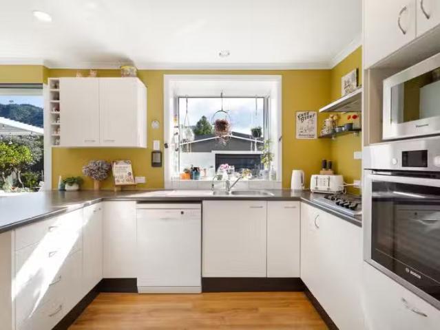 House for rent in Pauatahanui, Wellington