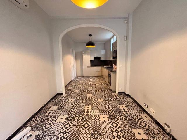 Appartement location à Le Port, Nice