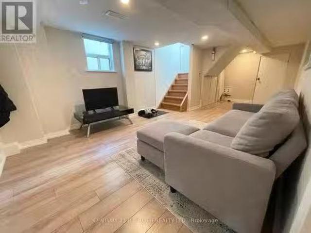 House for rent in Woburn, Ontario