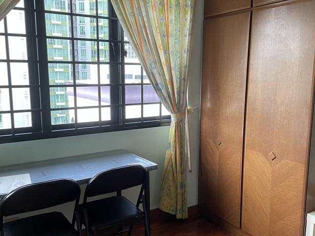 Room for rent in Macpherson
