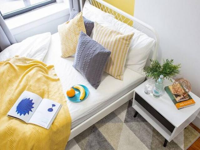 Room for rent in Arverne, New York
