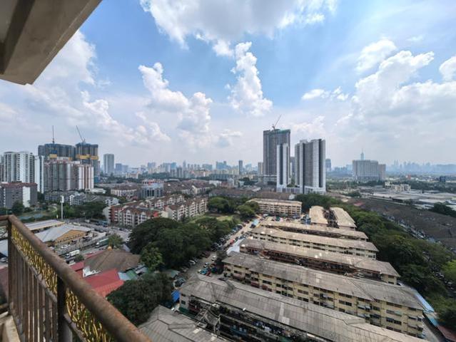 Serviced Residence for sale in Kuchai Lama, Kuala Lumpur