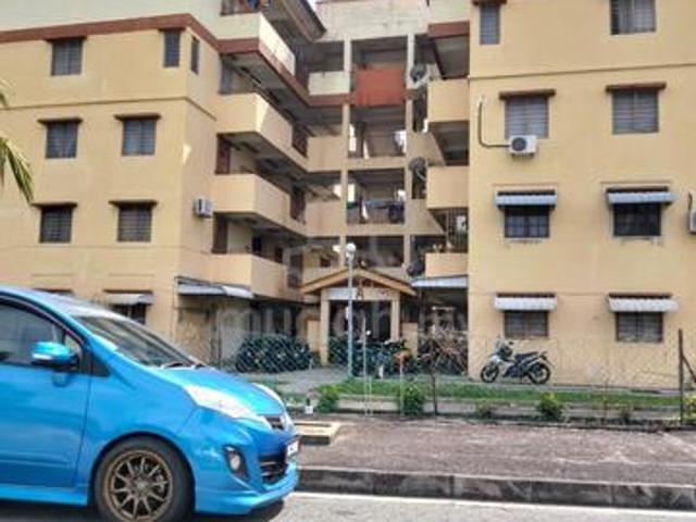 Flat for sale in Wellesley, Penang
