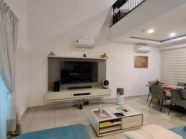 Townhouse for sale in Petaling, Alam Impian