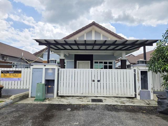 Bungalow for sale in Sendayan Village, Negeri Sembilan