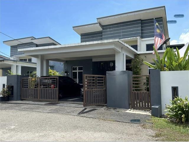 Bungalow for sale in Malaka