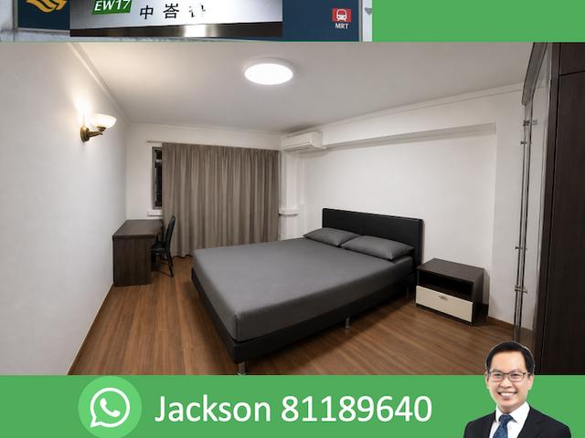 Room for rent in Telok Blangah