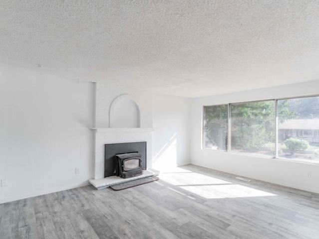 Room for rent in Washington
